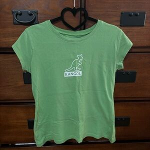 Women’s Size Small/Medium Green Slim Fit Kangol Tee Style X80510